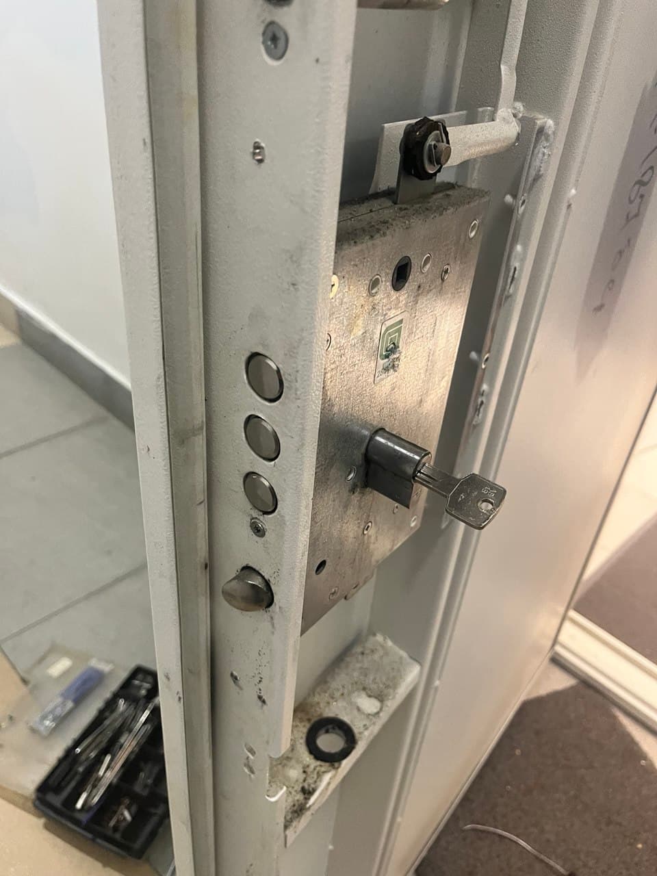 Ремонт / замена замка